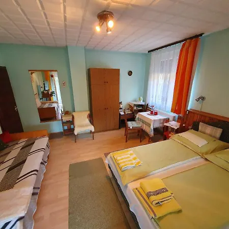 Penzion Pereszlenyi Vendeghaz Visegrád