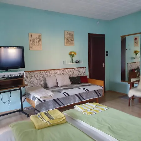 Pereszlenyi Vendeghaz Gæstehus Visegrád