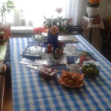 Pereszlenyi Vendeghaz Visegrad
