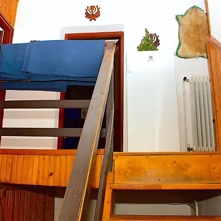 Pereszlenyi Vendeghaz Gæstehus