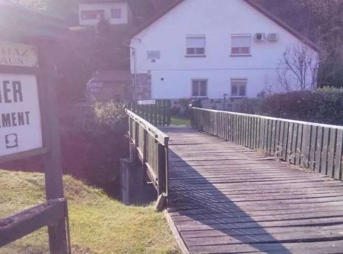 Konukevi Pereszlenyi Vendeghaz Visegrád