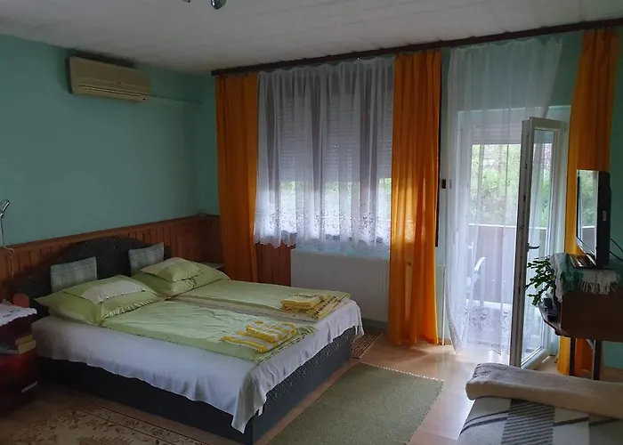 Pereszlenyi Vendeghaz Konukevi Visegrád