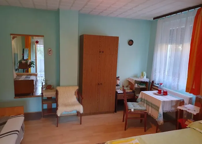 Pereszlenyi Vendeghaz Visegrád